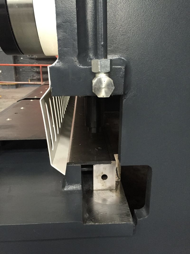 Гидравлические гильотинные ножницы / ножницы / металлорежущий станок (QC11Y-8X6000)