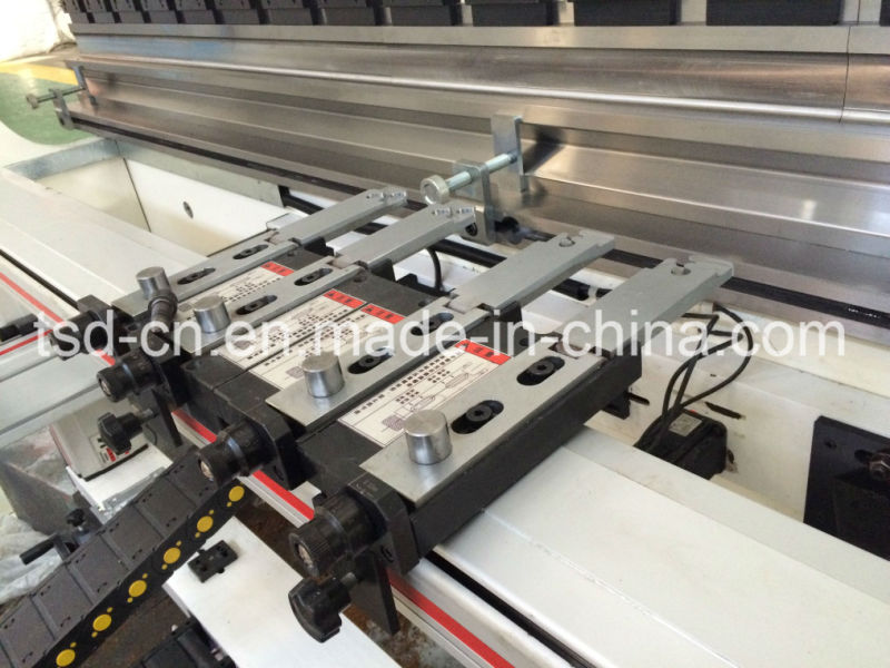 Гидравлический листогибочный пресс с ЧПУ / гибочный станок / фальцевальная машина (WE67K-250/4000)