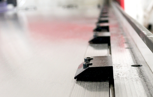 Станок для обработки листового металла (RGEK1250 * 6000)