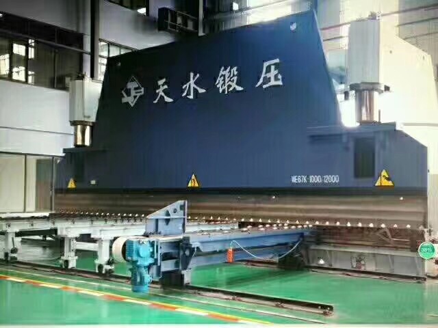 Тормозная машина TSD 1000 т / 12 м (WE67K-1000 т / 12 000 мм)