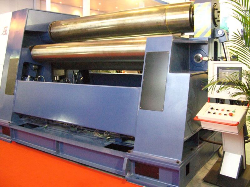 4-х рулонный листогибочный станок (W12NC-30X2500)