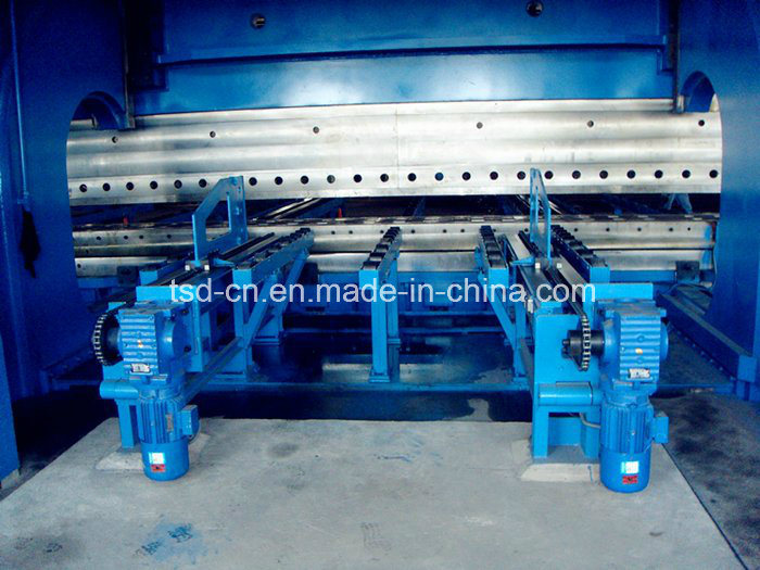 Гидравлический листогибочный пресс с ЧПУ в тандемном / двойном гибочном станке (2-WE67K-1200/7000)